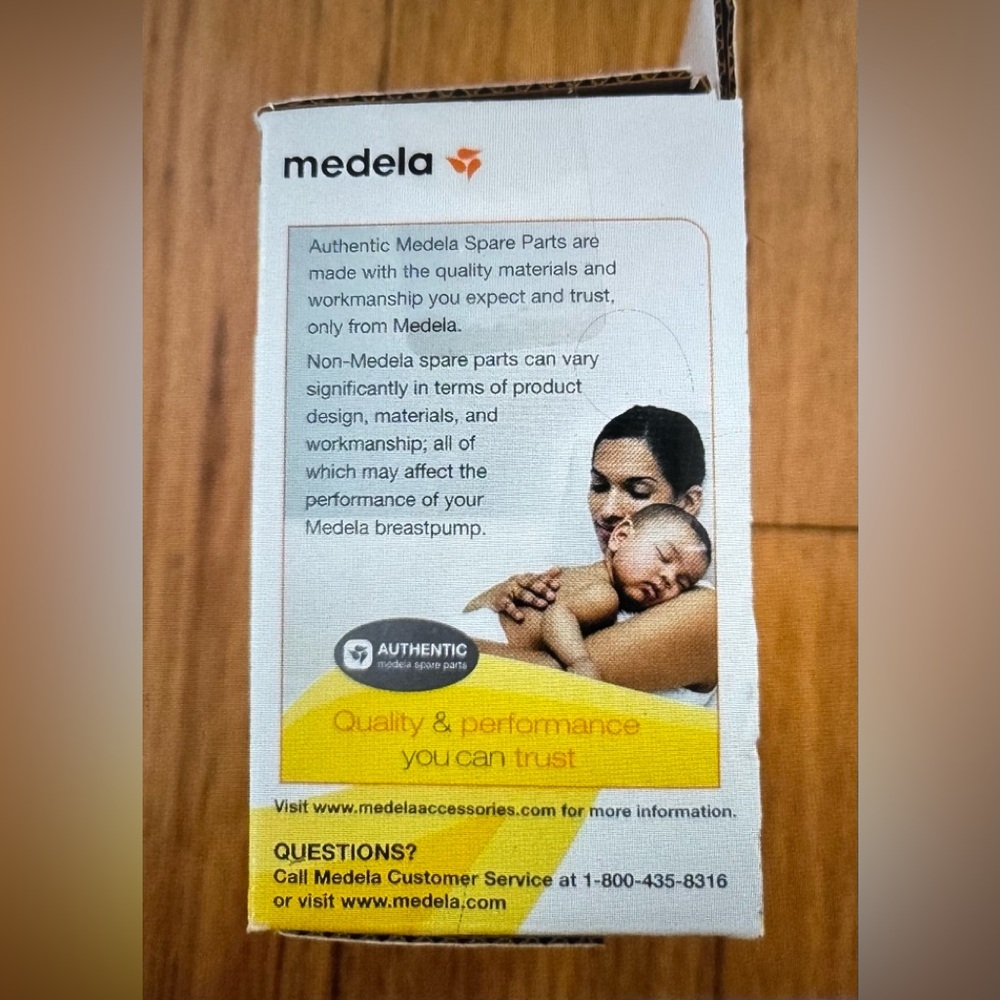 ❌SOLD❌ NEW, Medela Pump in Style Advanced 9V Power Adaptor - Picture 2 of 5
